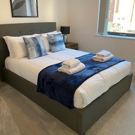 Icona - Brand New City Centre Apartment York Luaran gambar