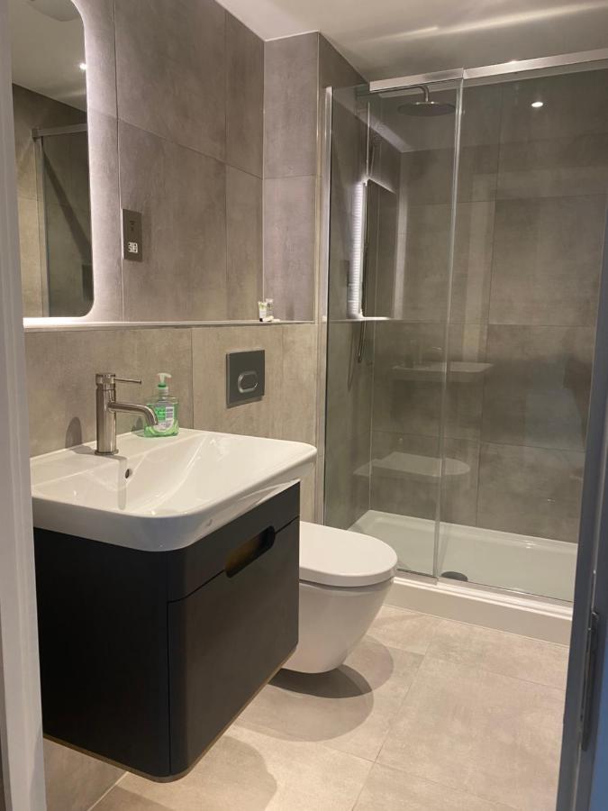 Icona - Brand New City Centre Apartment York Luaran gambar