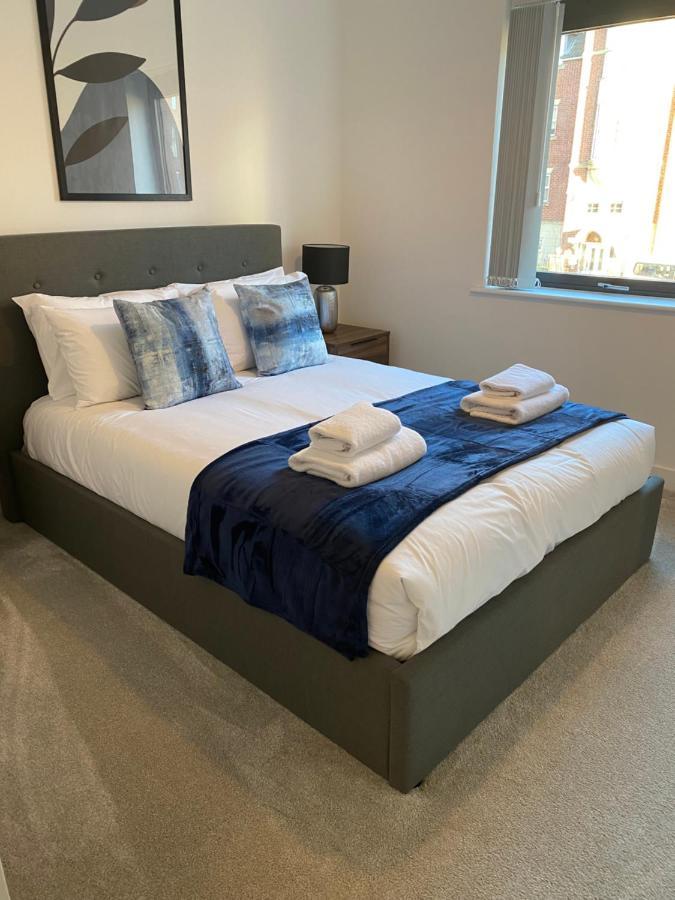 Icona - Brand New City Centre Apartment York Luaran gambar