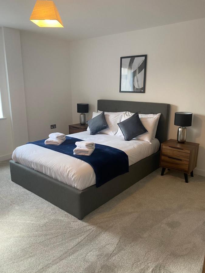 Icona - Brand New City Centre Apartment York Luaran gambar